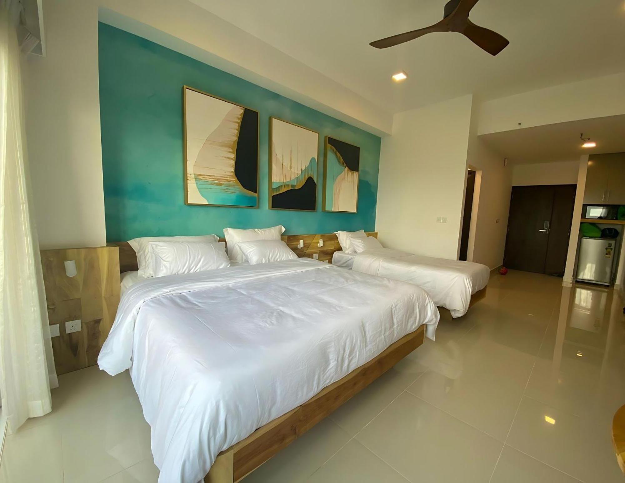 Negombo Ocean Breeze - Bliss On The Beach Luxury Apartments By Serendib Vacation Exterior photo