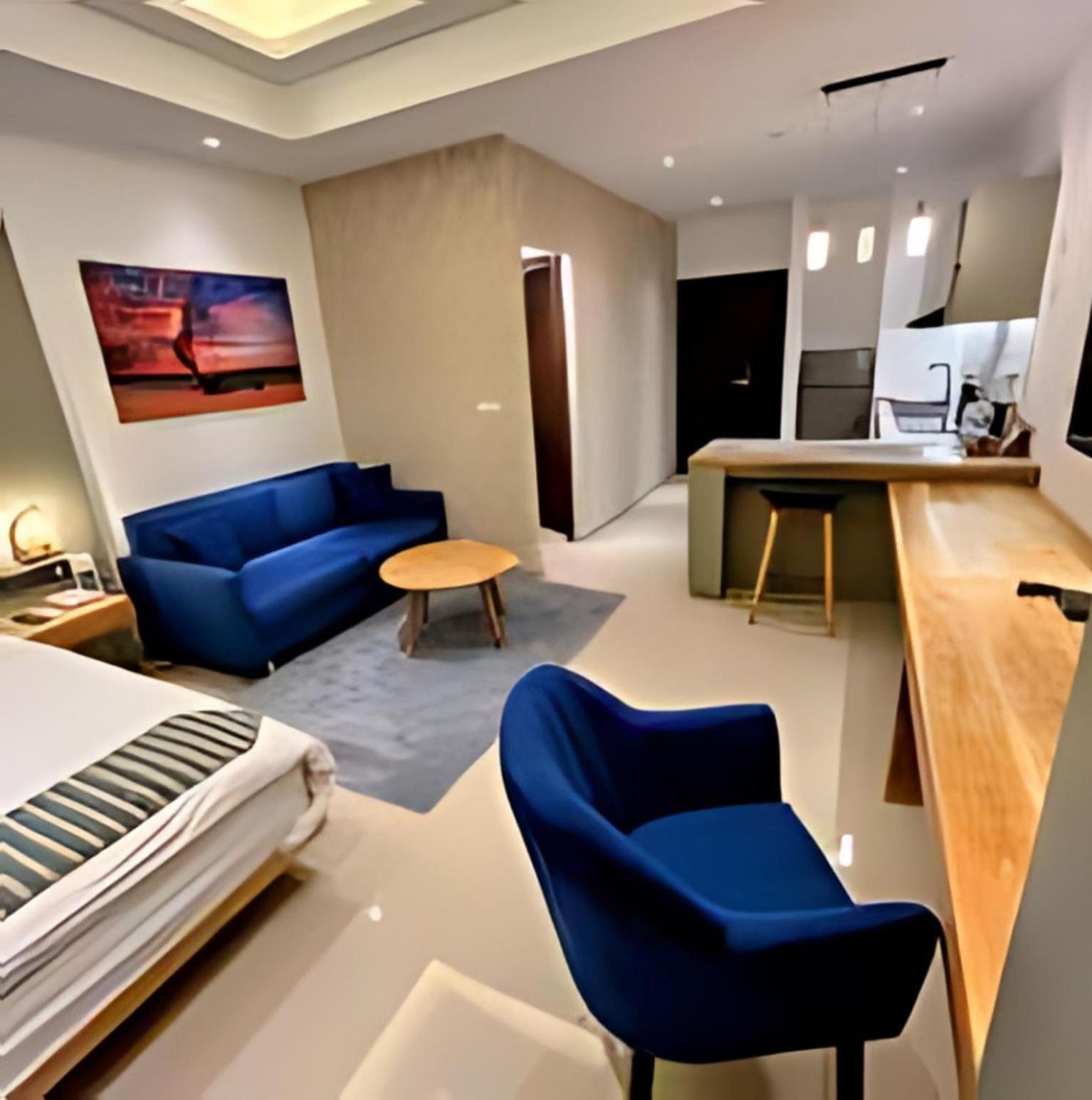 Negombo Ocean Breeze - Bliss On The Beach Luxury Apartments By Serendib Vacation Exterior photo
