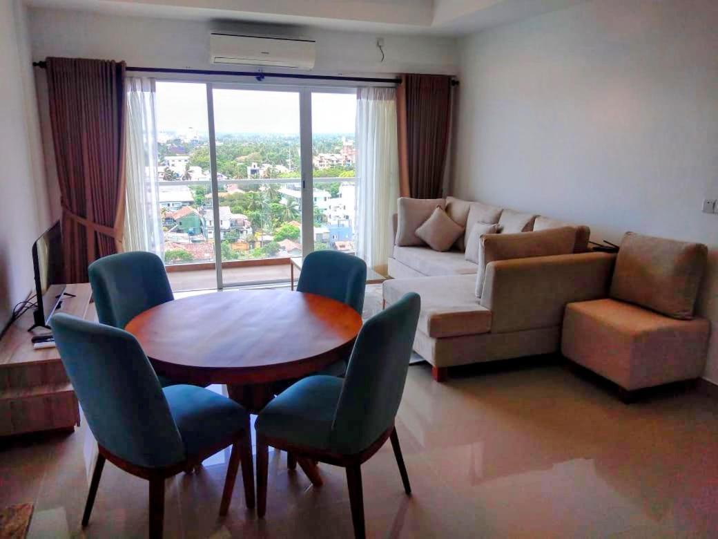 Negombo Ocean Breeze - Bliss On The Beach Luxury Apartments By Serendib Vacation Exterior photo